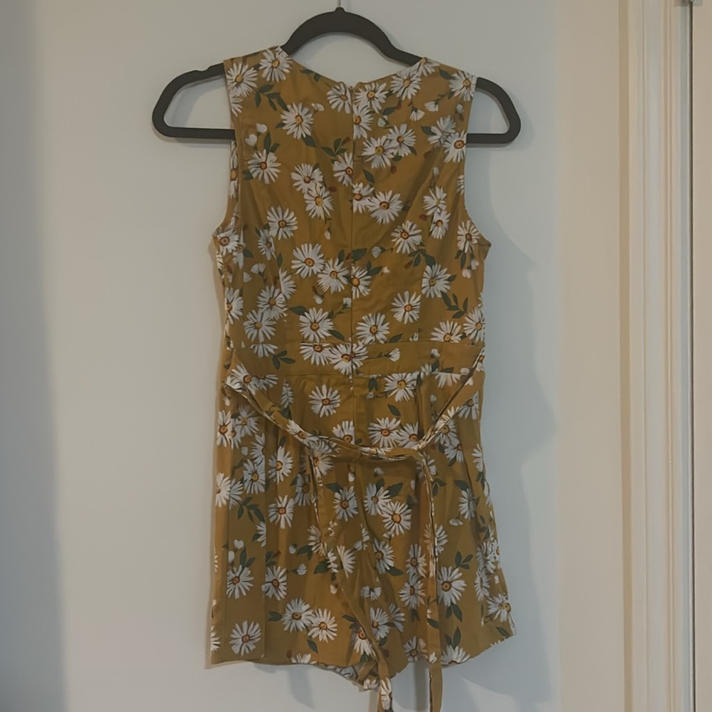Everly romper - Picture 3 of 4